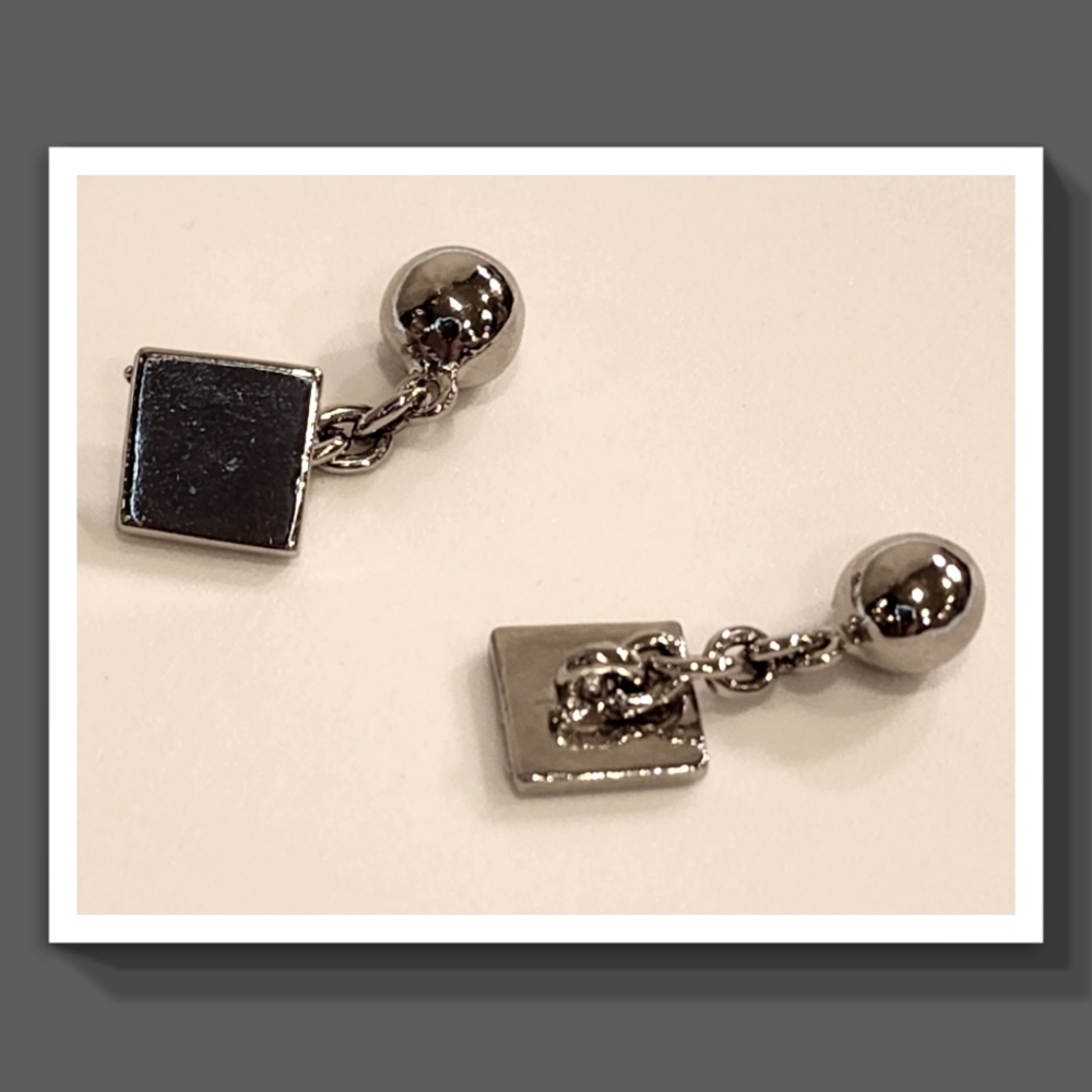 BCBGMaxAzria Silver Ball and Chain Cufflinks